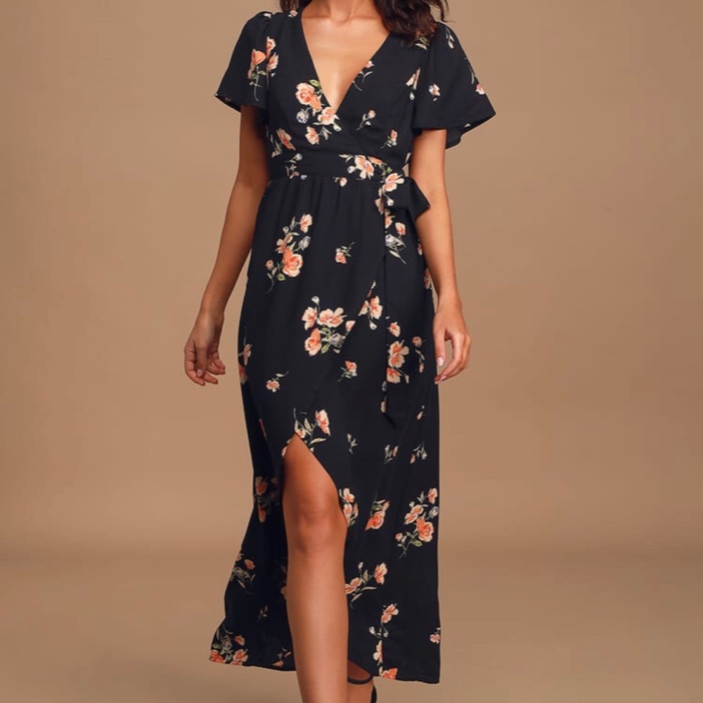 Lulus floral dress with fun back